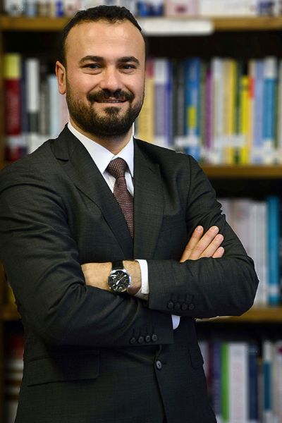 Av. Ahmet ÜÇKUYU